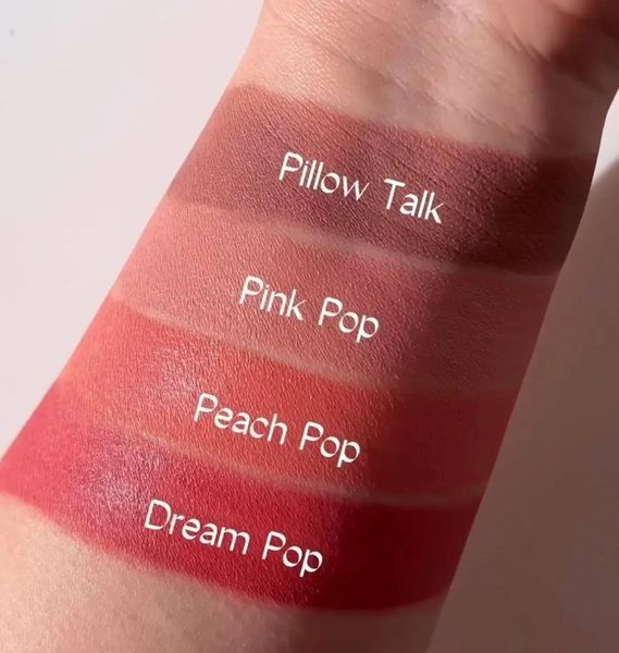 Матовые кремовые румяна Charlotte Tilbury Pillow Talk Matte Beauty Blush - Peach Pop 12 мл COS-31 фото