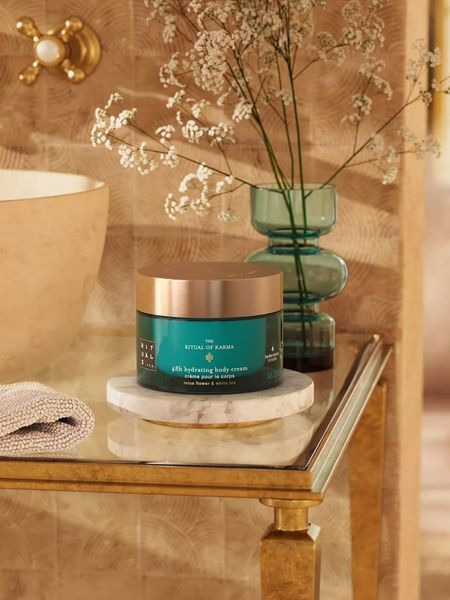 Крем для тіла Rituals The Ritual of Karma Hydrating Body Cream 220 мл  COS-250 фото