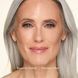 Рассыпная пудра для фиксации макияжа Charlotte Tilbury Airbrush Flawless Blur Loose Setting Powder - Translucent Fair-Medium, 15 г COS-506 фото 4
